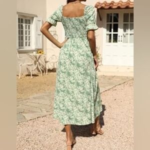 NEW  Floral Maxi Dress in Green and White, Size Small